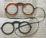 Geschichte der Riemenbrille