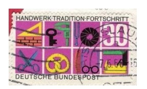 deutsche 30 Pfenig Briefmarke (1968) mit der Inschrift "Handwerk, Tradition, Fortschritt"